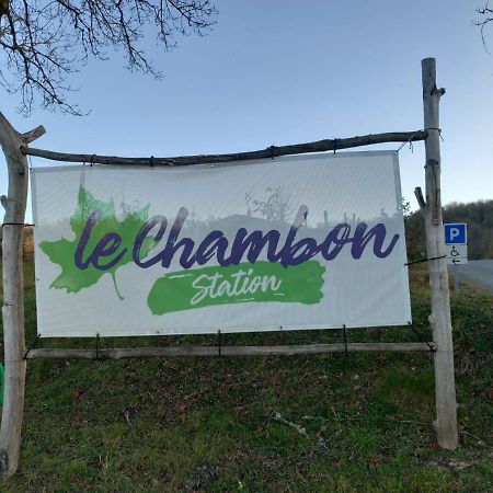 Maison De Campagne, Bulle De Verdure Montbron 外观 照片